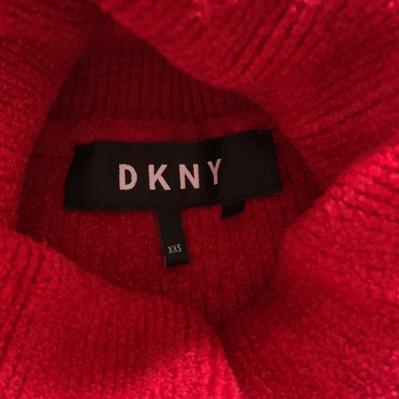 Turtle neck . - Picture 3 of 4